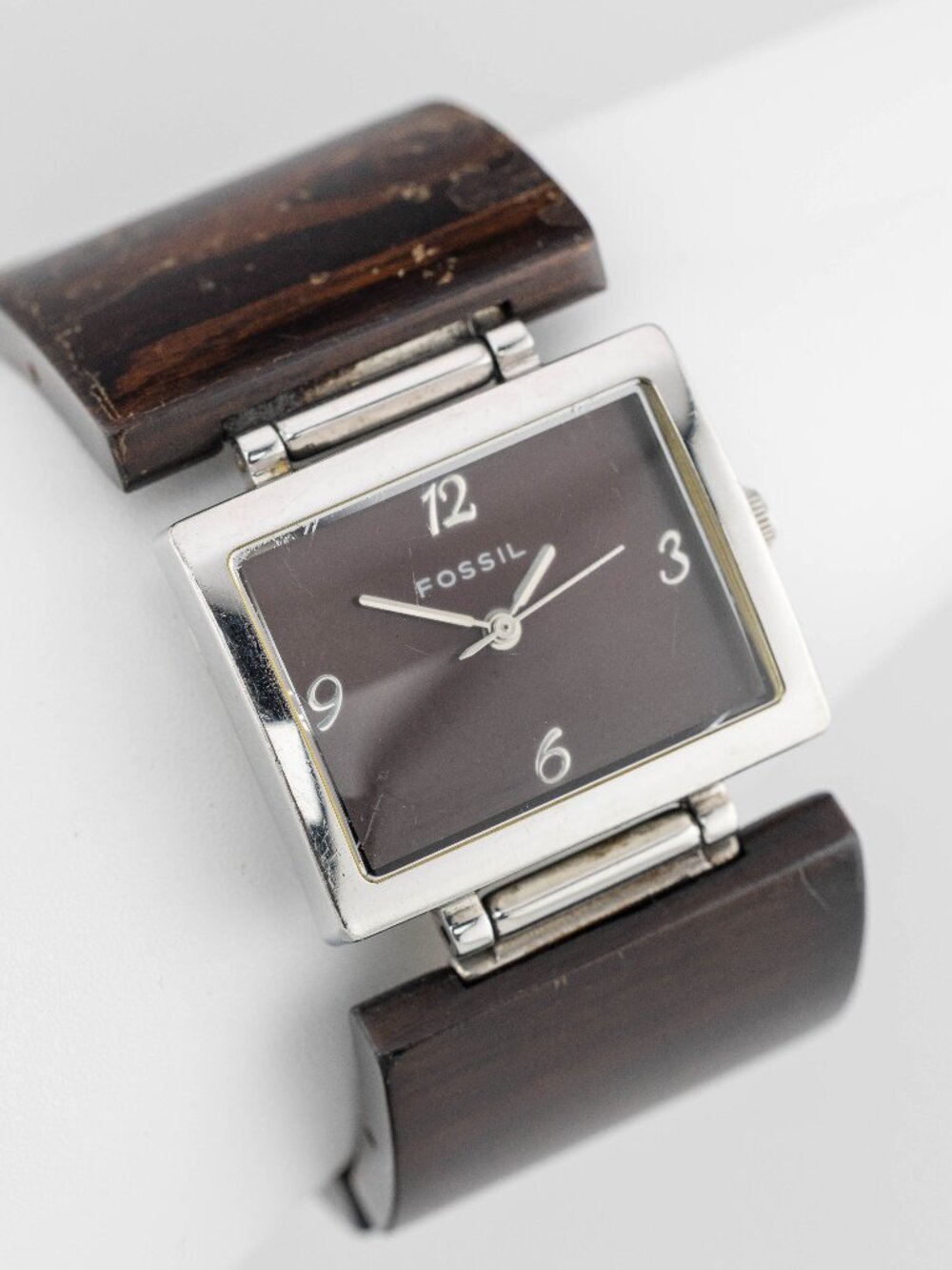 Fossil F2 ES-1540 Y2K Wood Link Quartz Analog Women's Watch Fresh Battery